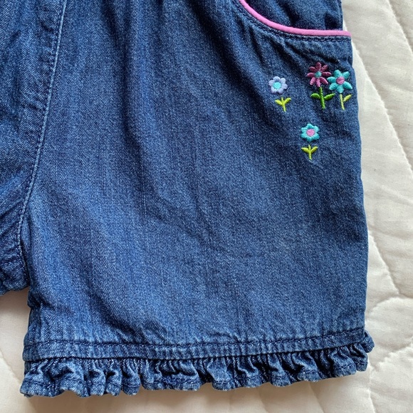 2000 Gymboree Pop Safari Embroidered Purple Flower Denim Overalls Shortalls - Picture 6 of 11